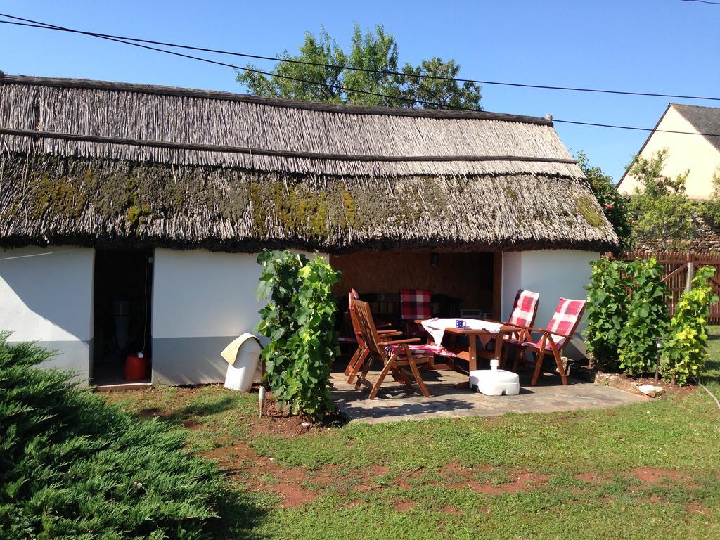 Country House Balaton Paloznak Eksteriør billede